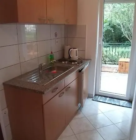 Renata Apartment *